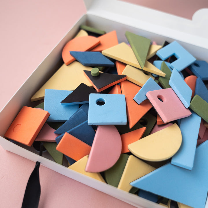 198pc Magnetic Shapes in Rainbow Mod